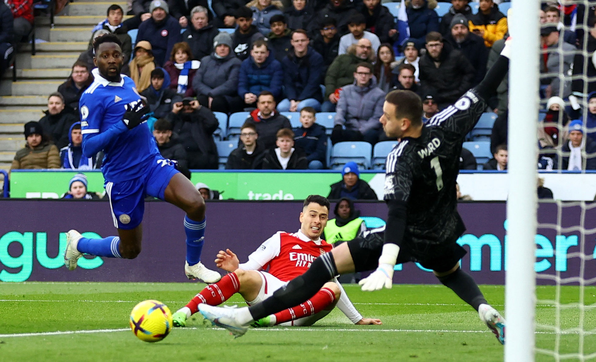 缺少中场控 缺少中场控